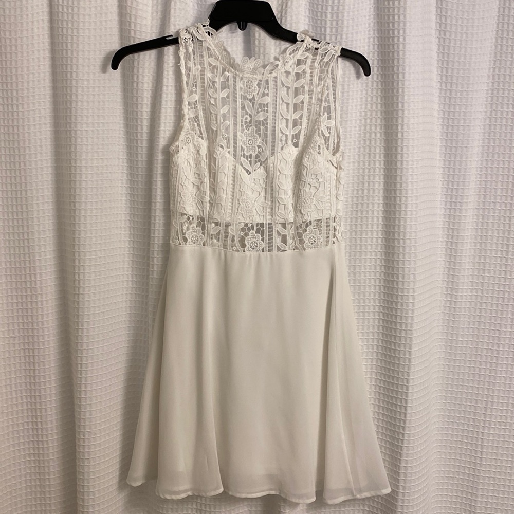 Lulu’s White Dress